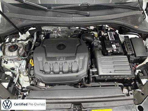Used 2022 Volkswagen Tiguan SEL R-Line image 12