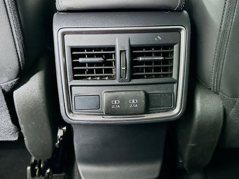 Used 2019 Subaru Forester Limited w/ Popular Package #3 image 26