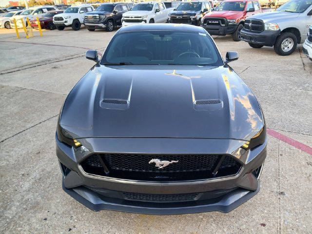 Used 2019 Ford Mustang GT Premium RWD image 5