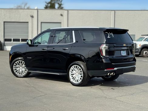 Used 2025 Chevrolet Tahoe Premier image 9