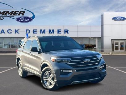 Certified 2024 Ford Explorer XLT w/ Equipment Group 202A