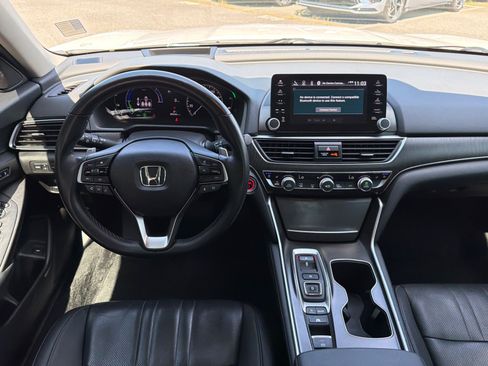 Used 2021 Honda Accord Touring image 23