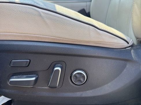 Used 2024 Hyundai Palisade Limited image 12