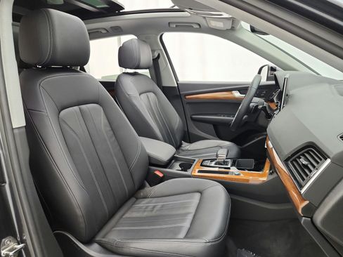 Used 2023 Audi Q5 2.0T Premium w/ Convenience Package AWD/4WD image 20