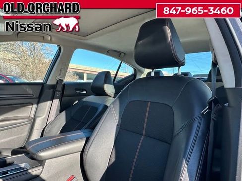 Used 2022 Nissan Altima 2.5 SR w/ Midnight Edition Package AWD/4WD image 12