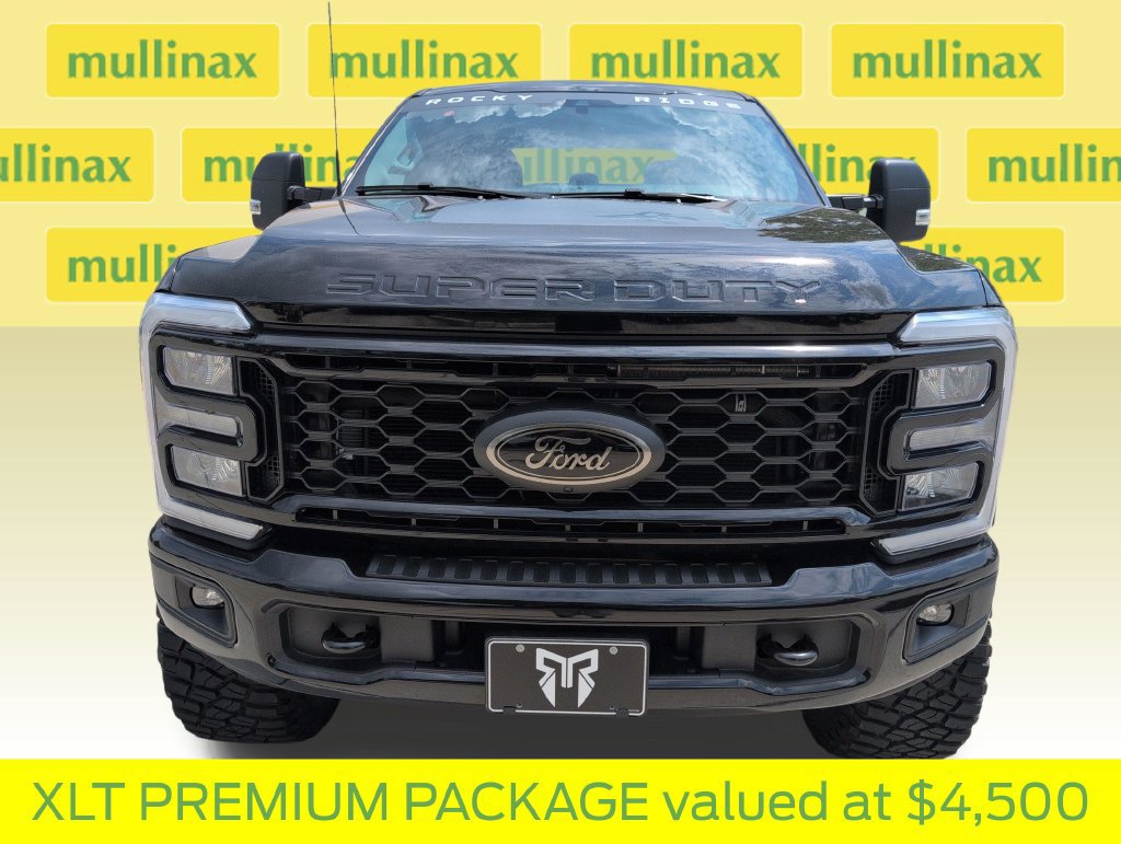 New 2026 Ford F250 XLT w/ XLT Premium Package AWD/4WD image 12