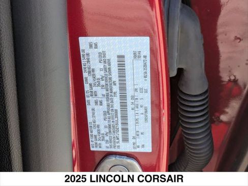 New 2025 Lincoln Corsair Grand Touring w/ Equipment Group 301A AWD/4WD image 15