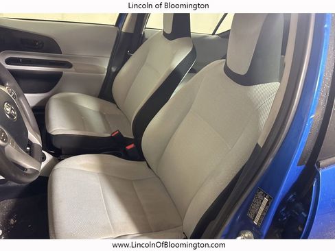 Used 2014 Toyota Prius C One image 32