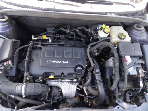 Used 2013 Chevrolet Cruze LTZ w/ Enhanced Safety Package FWD image 25