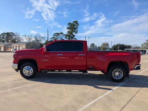 Used 2024 Chevrolet Silverado 3500 LTZ w/ LTZ Texas Edition image 9