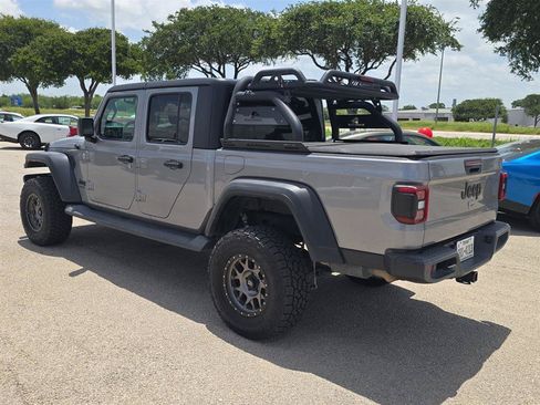 Used 2020 Jeep Gladiator Sport w/ Quick Order Package 24S AWD/4WD image 2