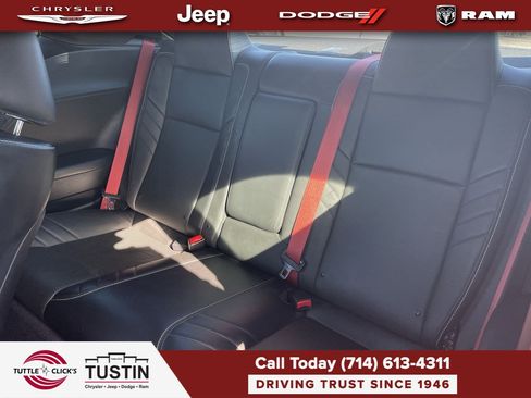 Used 2016 Dodge Challenger SRT Hellcat RWD image 19