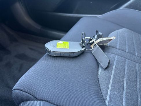 Used 2025 Kia K5 LXS image 21