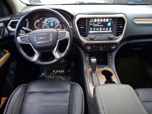 Certified 2019 GMC Acadia Denali w/ Technology Package AWD/4WD image 12