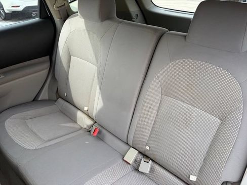 Used 2013 Nissan Rogue SV w/ Premium Pkg FWD image 25