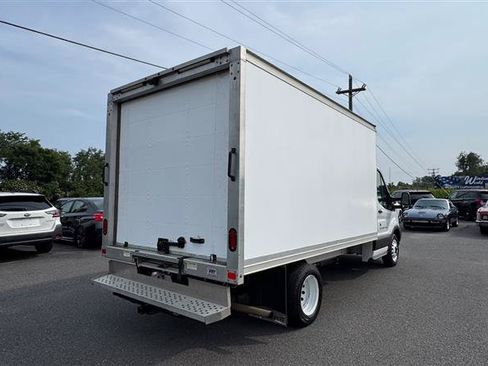 Used 2018 Ford Transit 350 156 DRW RWD image 9