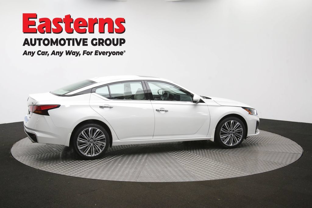 Used 2023 Nissan Altima 2.5 SL AWD/4WD image 46