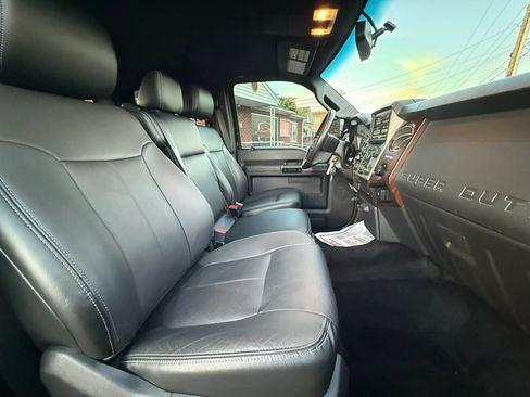 Used 2016 Ford F250 Lariat w/ Chrome Package AWD/4WD image 21