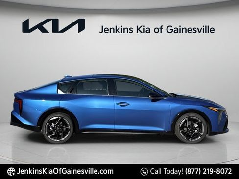New 2026 Kia K4 GT-Line w/ GT-Line Sunroof Package FWD image 2