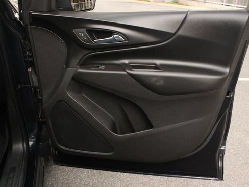 Used 2020 Chevrolet Equinox LT w/ LPO, Floor Liner Package AWD/4WD image 26