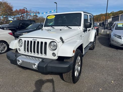Used 2017 Jeep Wrangler Unlimited Sahara w/ Connectivity Group image 2