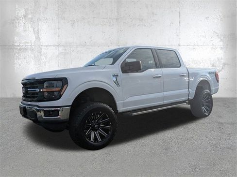 Used 2024 Ford F150 XLT image 9