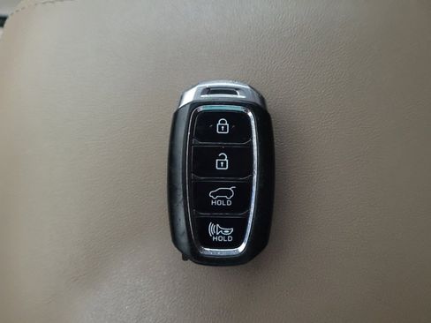 Used 2019 Hyundai Santa Fe Limited FWD image 32