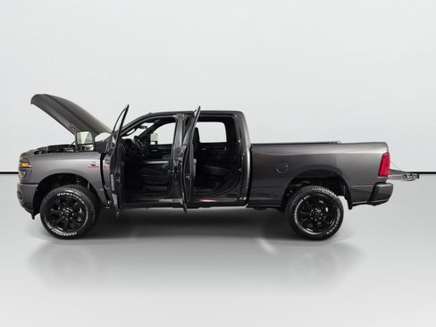 New 2026 RAM 2500 Big Horn AWD/4WD image 12