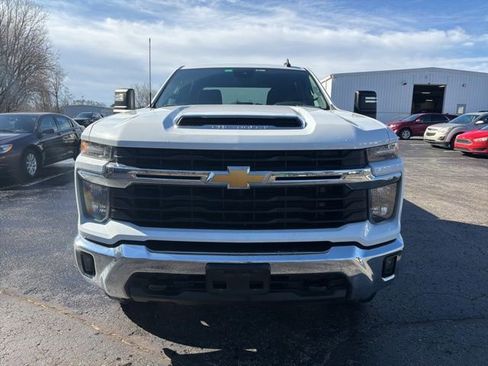 Certified 2024 Chevrolet Silverado 2500 LT AWD/4WD image 8