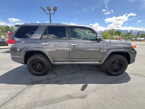 Used 2013 Toyota 4Runner Limited AWD/4WD image 4
