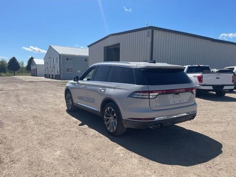 Used 2025 Lincoln Aviator Reserve w/ Illumination Package AWD/4WD image 4