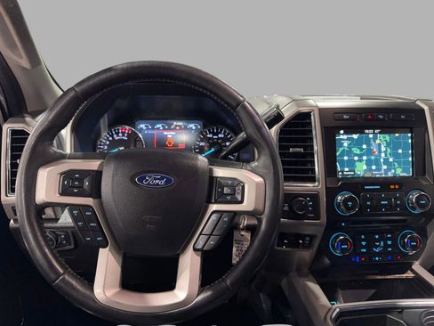 Used 2018 Ford F250 Lariat w/ Lariat Value Package image 31