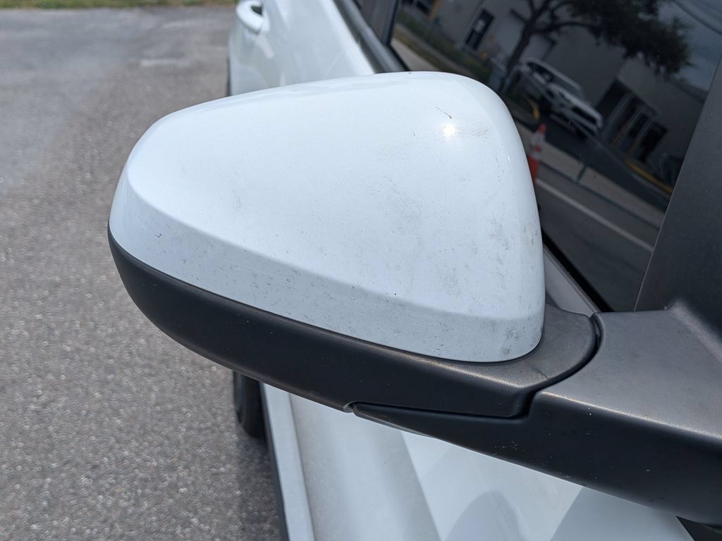 Used 2022 Chevrolet TrailBlazer LT FWD image 12