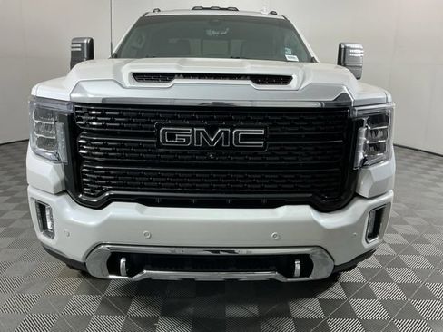 Used 2020 GMC Sierra 3500 Denali w/ Denali Ultimate Package AWD/4WD image 3