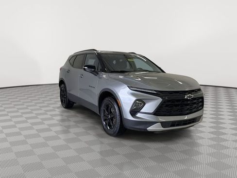 Used 2024 Chevrolet Blazer LT w/ Midnight/Sport Edition image 2