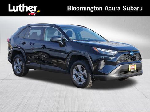 Used 2023 Toyota RAV4 LE AWD/4WD image 1