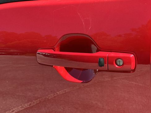 New 2025 Nissan Frontier PRO-4X w/ Pro Convenience Package image 38