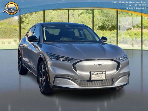 Used 2021 Ford Mustang Mach-E Premium image 3