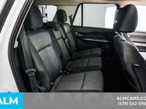 Used 2024 Ford Expedition XLT RWD image 22