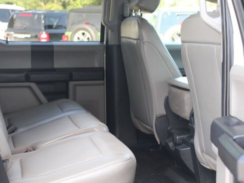 Used 2022 Ford F250 XL w/ Power Equipment Group AWD/4WD image 14