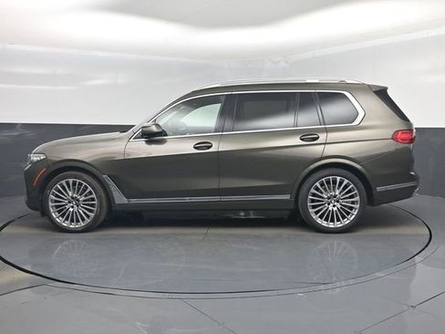 Used 2021 BMW X7 xDrive40i w/ Premium Package image 10