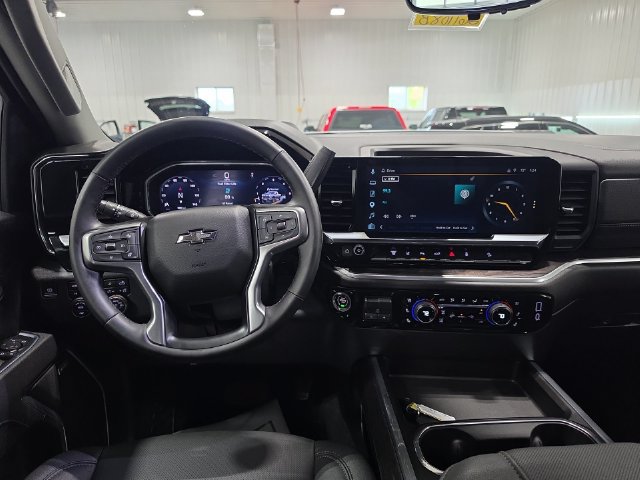 Used 2026 Chevrolet Silverado 3500 LTZ w/ LTZ Plus Package AWD/4WD image 10