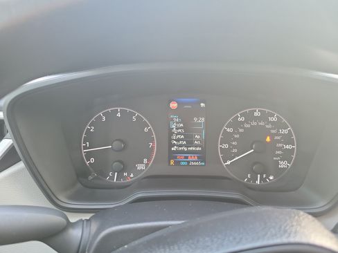 Used 2025 Toyota Corolla LE FWD image 32