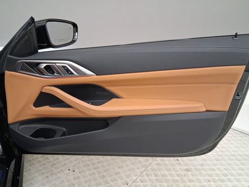 Used 2023 BMW M440i Convertible w/ Shadowloine Package RWD image 31