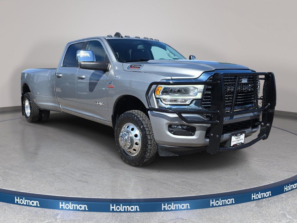 Used 2023 RAM 3500 Laramie AWD/4WD image 4