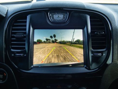 Used 2021 Chrysler 300 S RWD image 19