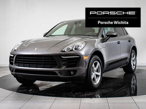 Used 2017 Porsche Macan image 1