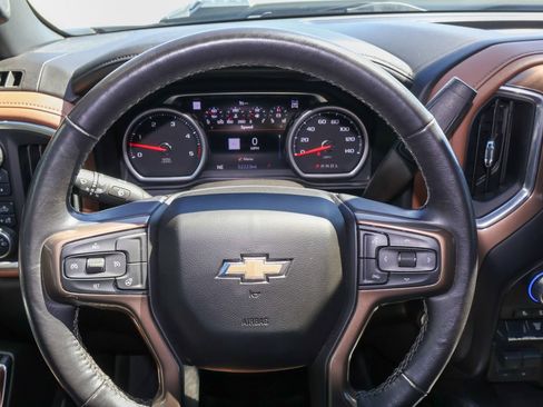 Used 2022 Chevrolet Silverado 3500 High Country AWD/4WD image 20