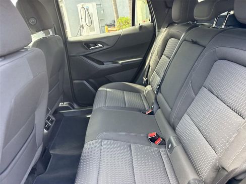 Used 2025 Chevrolet Equinox LT image 22