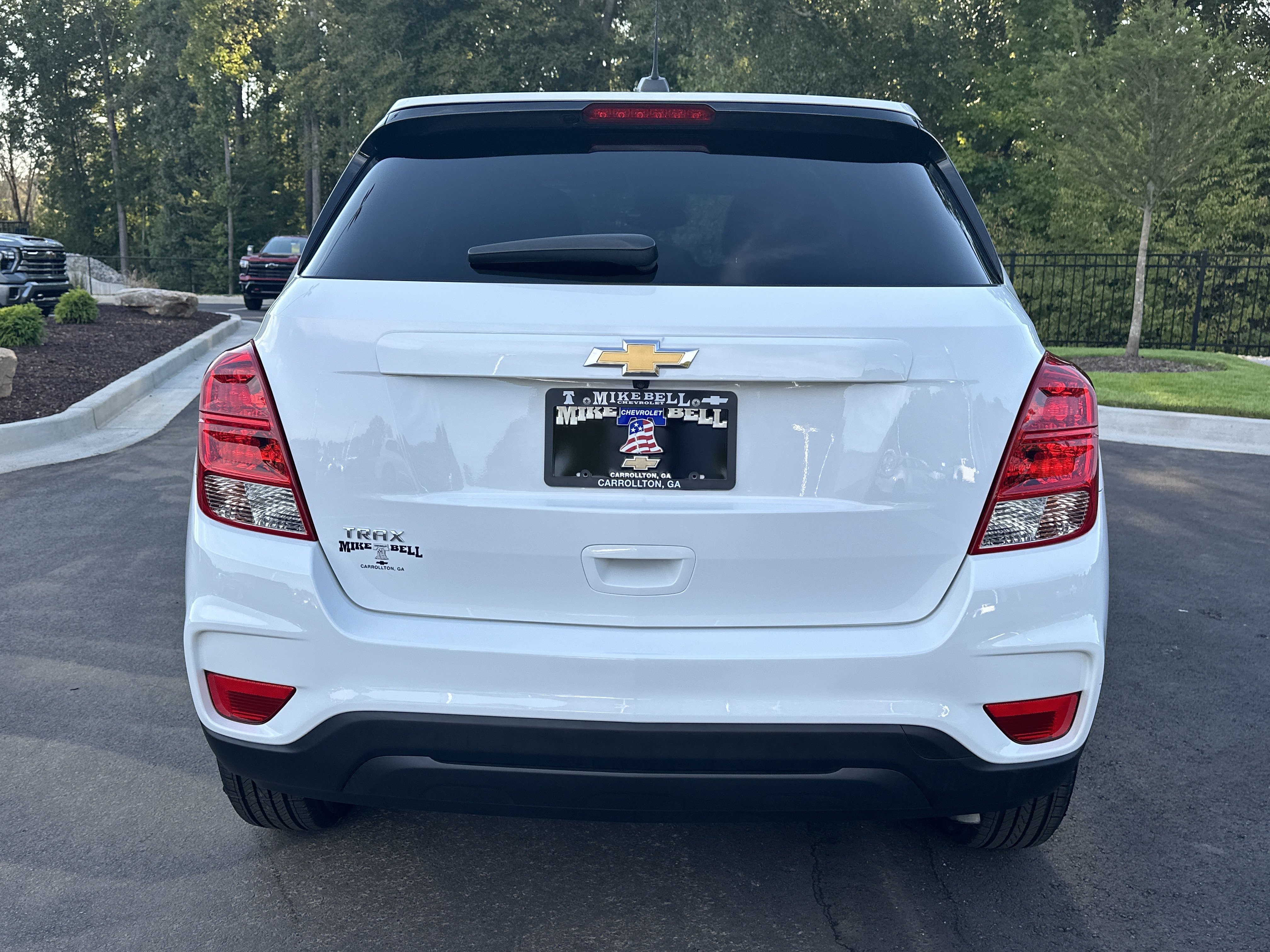 Used 2021 Chevrolet Trax LS w/ Tint and Cruise Package FWD image 6